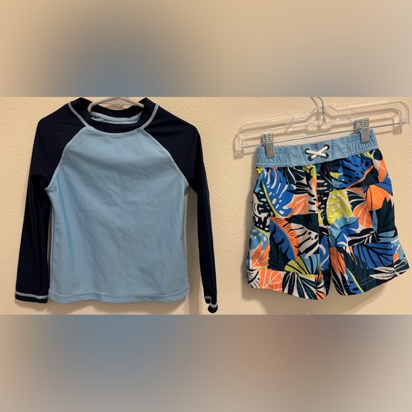 🛍️any 4 items for $16🛍️ Wonder Nation Blue and Navy Rashguard Set - Picture 1 of 3